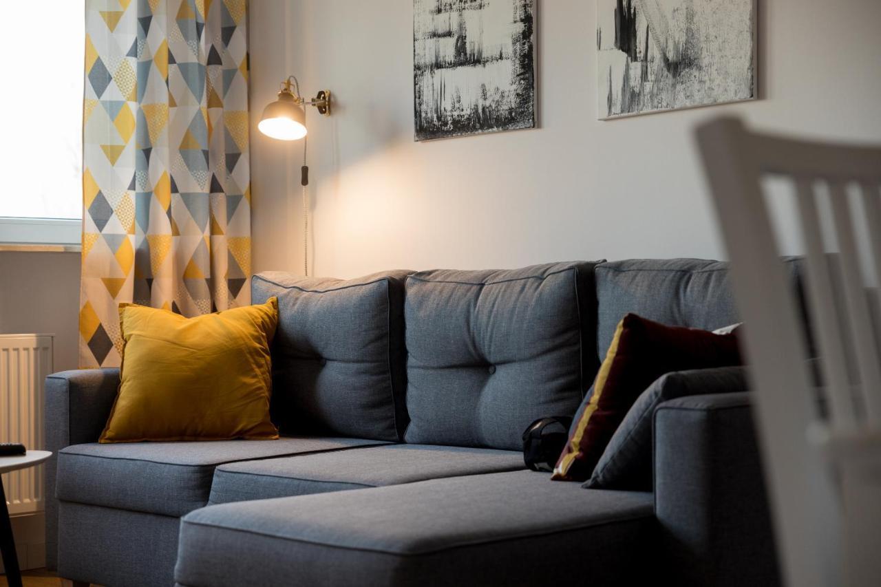 Ochota Homely Apartment Varsó Kültér fotó