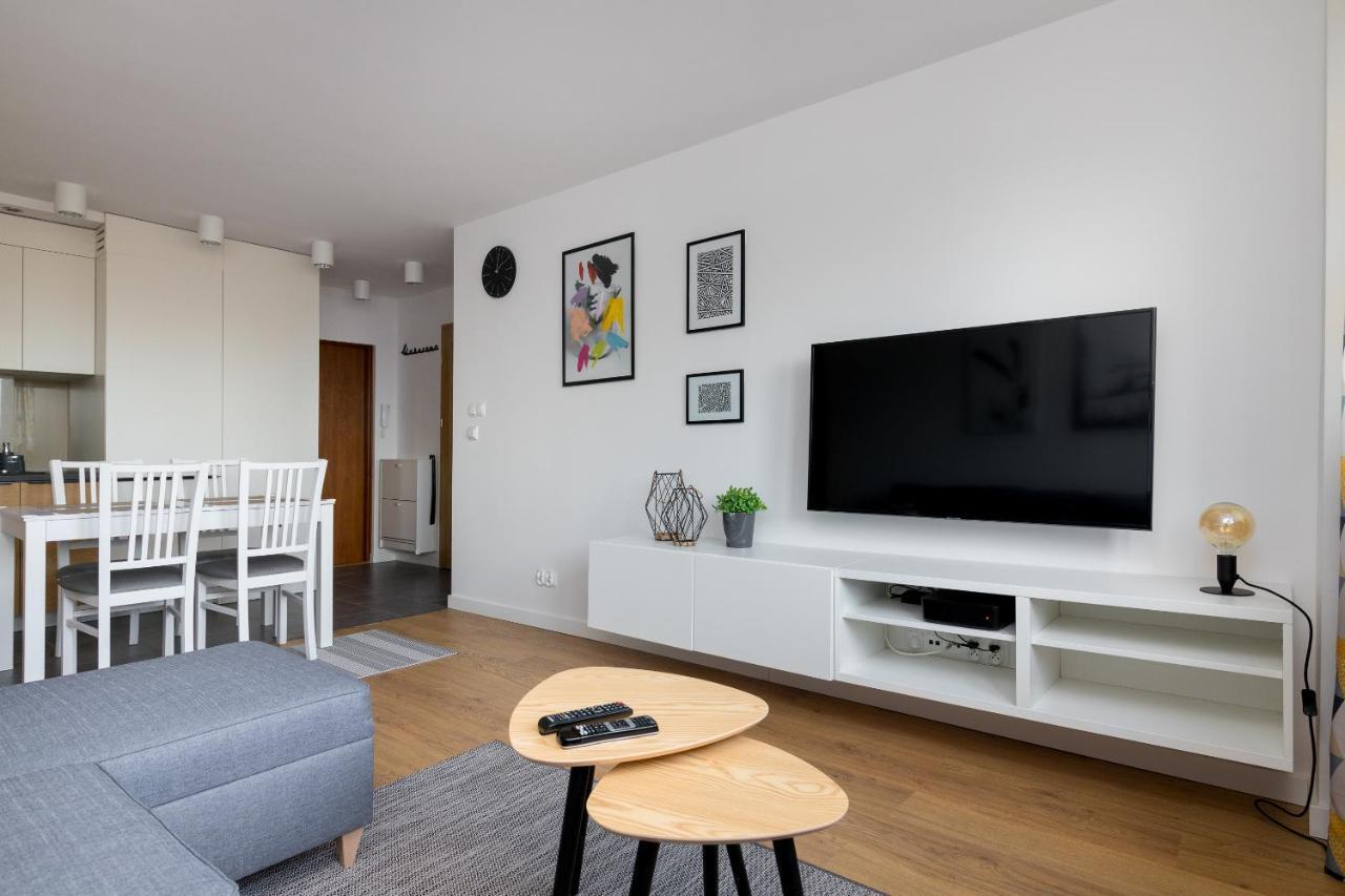 Ochota Homely Apartment Varsó Kültér fotó