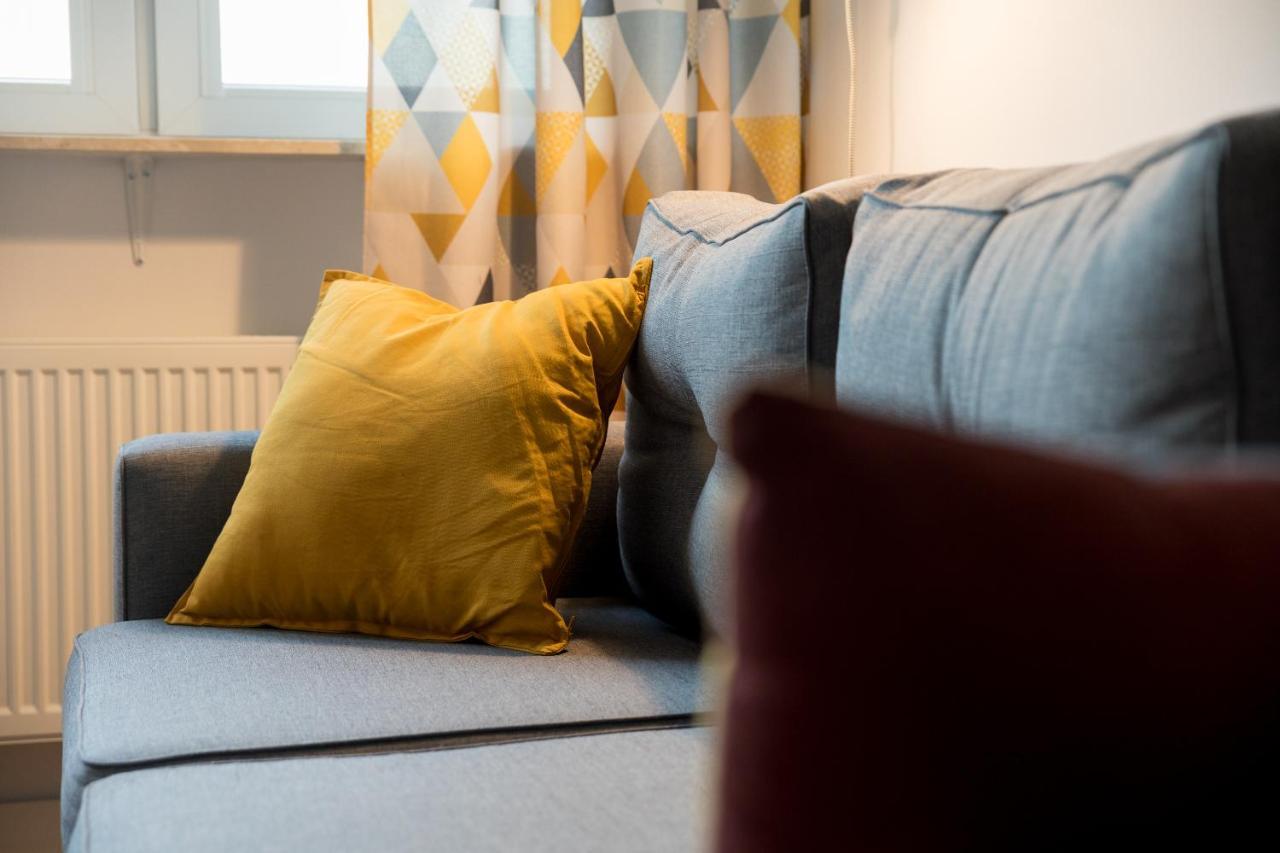 Ochota Homely Apartment Varsó Kültér fotó